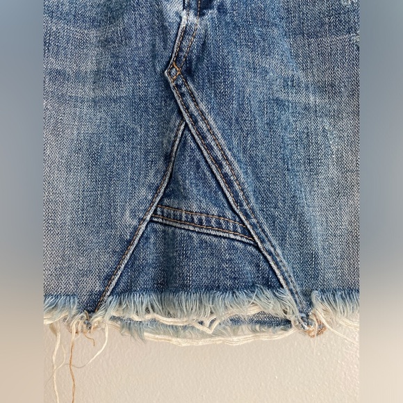TRUE RELIGION Jean Mini Distressed Skirt Denim Y2K Streetwear Medium Wash USA 27 - Picture 8 of 9